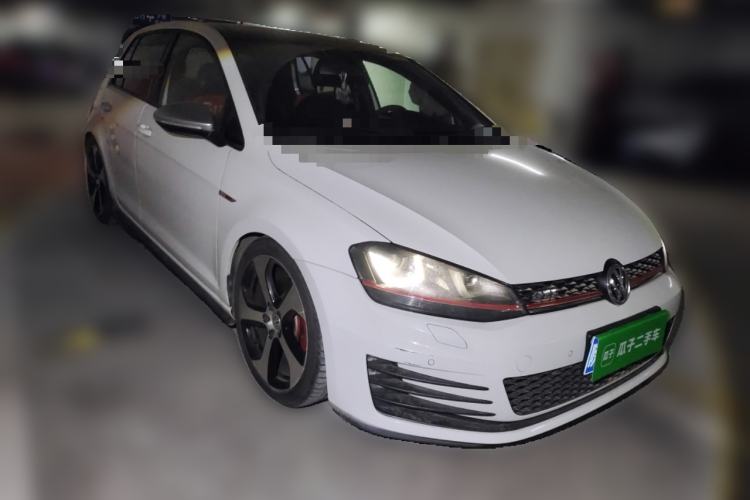 Used Volkswagen Golf GTI 2016 2.0 TSI GTI Front Right 45 Deg