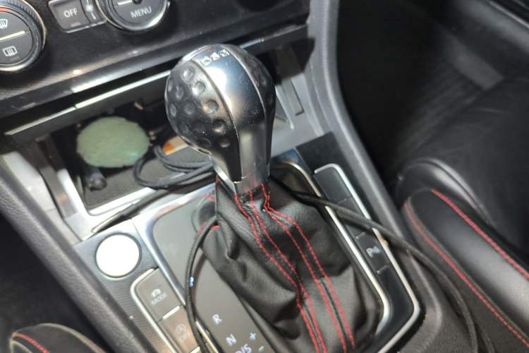 Used Volkswagen Golf GTI 2016 2.0 TSI GTI Gear Lever