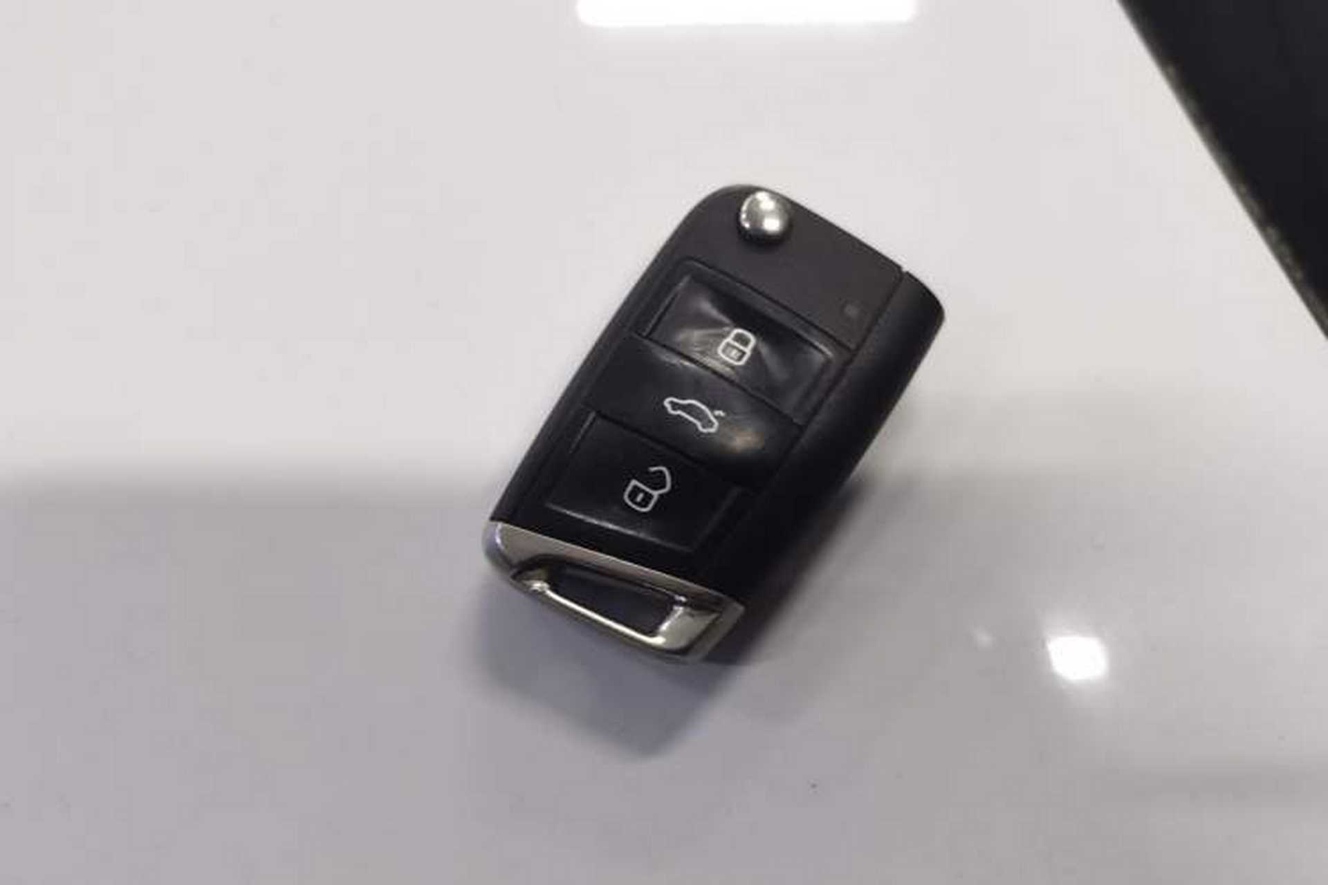 Used Volkswagen Golf GTI 2016 2.0 TSI GTI Interior 1