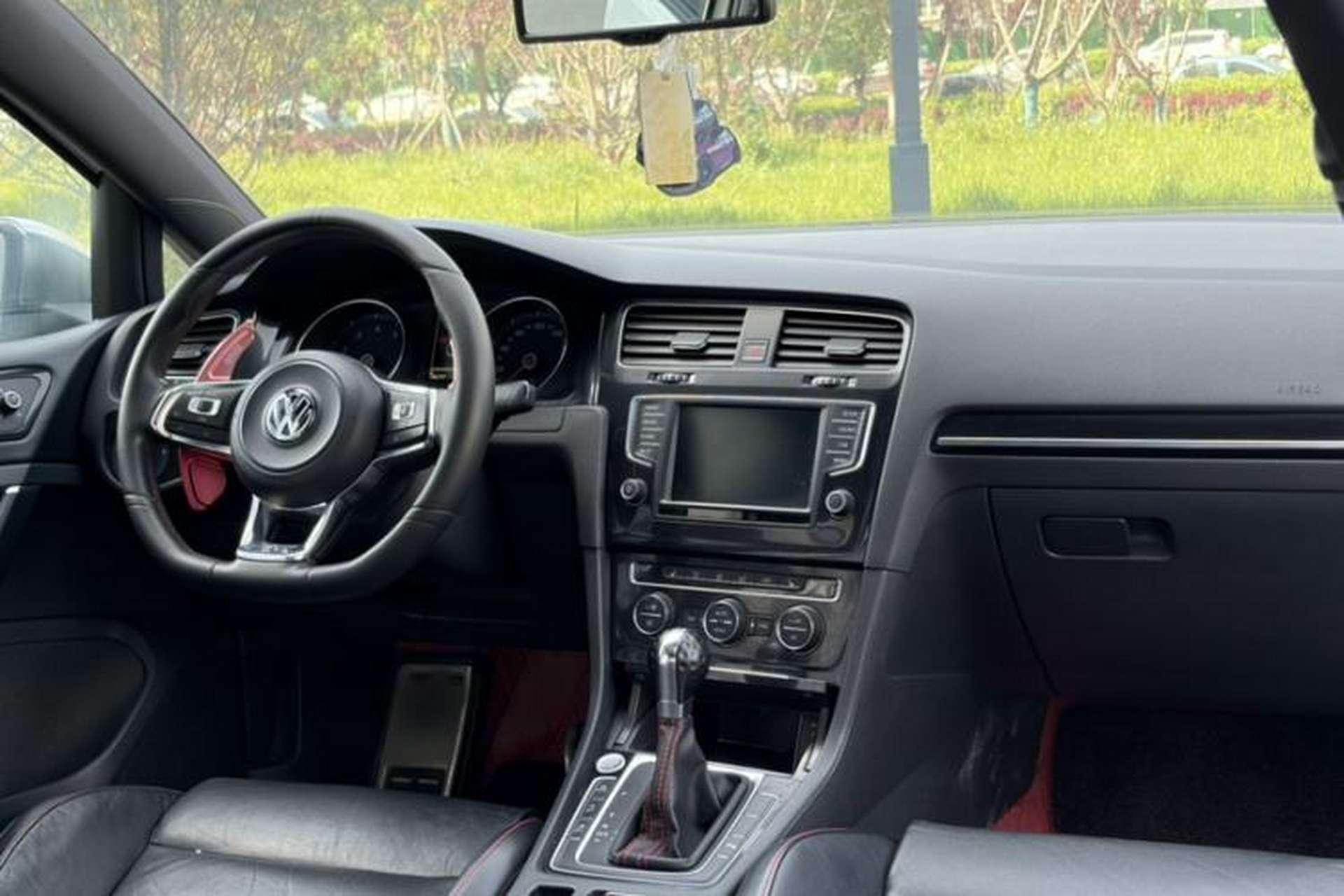 Used Volkswagen Golf GTI 2016 2.0 TSI GTI Interior 13