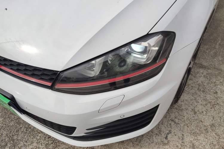Used Volkswagen Golf GTI 2016 2.0 TSI GTI Left Front Headlight