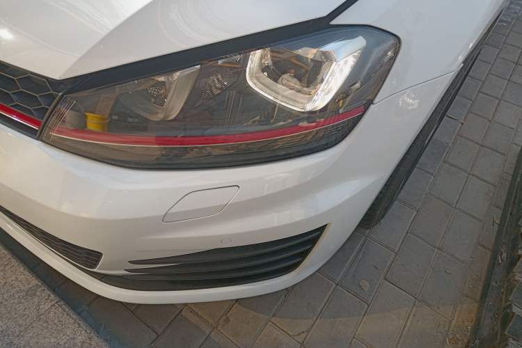 Used Volkswagen Golf GTI 2016 2.0 TSI GTI Left Front Headlight
