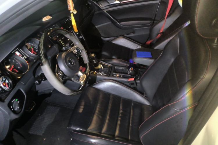 Used Volkswagen Golf GTI 2016 2.0 TSI GTI Left Front Seat