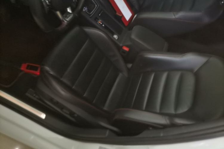Used Volkswagen Golf GTI 2016 2.0 TSI GTI Left Front Seat