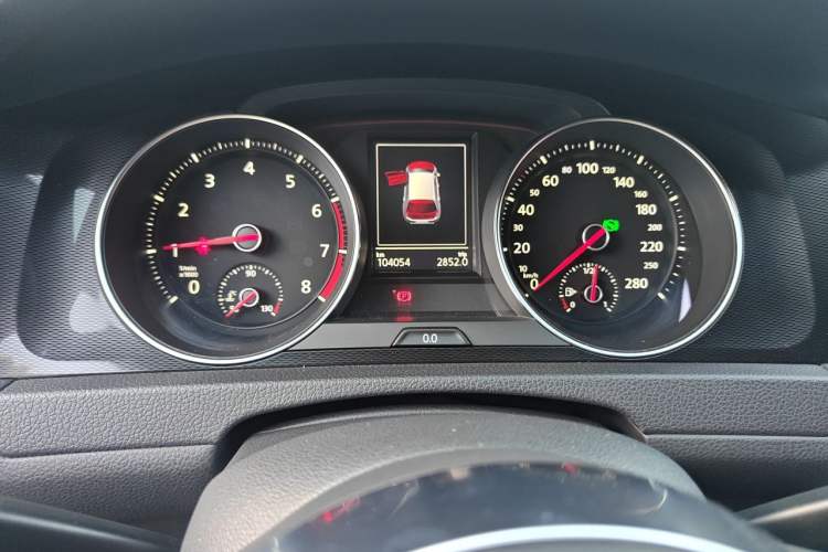 Used Volkswagen Golf GTI 2016 2.0 TSI GTI Odometer Close Up