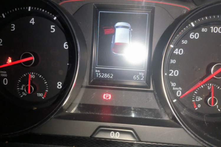 Used Volkswagen Golf GTI 2016 2.0 TSI GTI Odometer Close Up