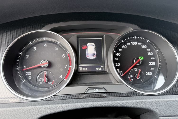 Used Volkswagen Golf GTI 2016 2.0 TSI GTI Odometer Close Up