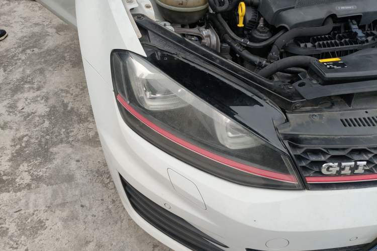 Used Volkswagen Golf GTI 2016 2.0 TSI GTI Right Front Headlight