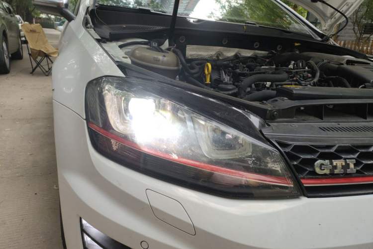 Used Volkswagen Golf GTI 2016 2.0 TSI GTI Right Front Headlight