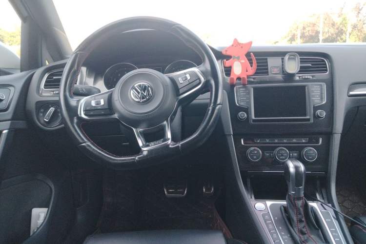 Used Volkswagen Golf GTI 2016 2.0 TSI GTI Steering Wheel