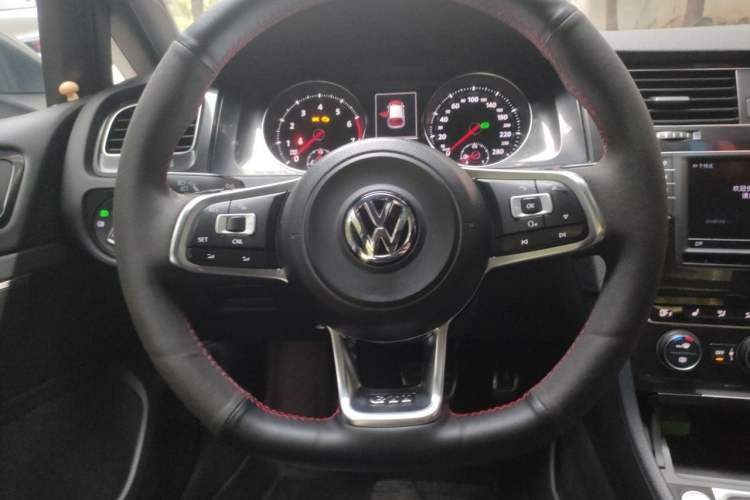 Used Volkswagen Golf GTI 2016 2.0 TSI GTI Steering Wheel