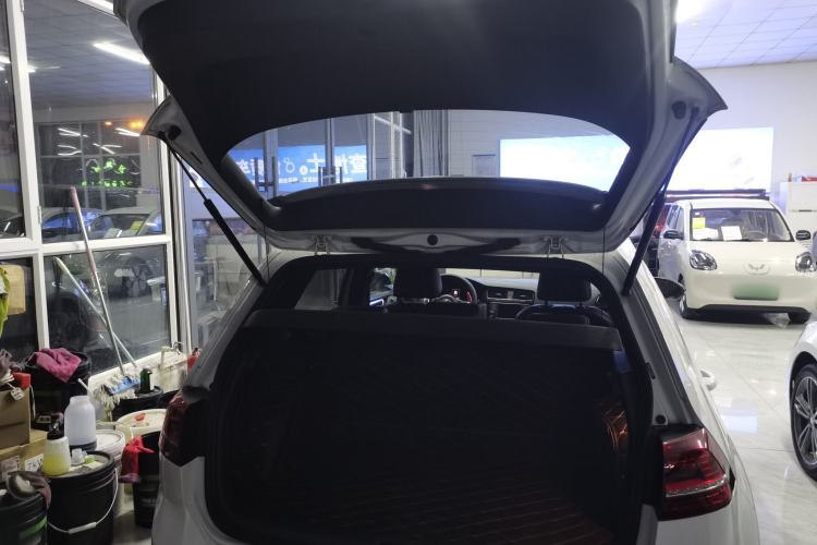 Used Volkswagen Golf GTI 2016 2.0 TSI GTI Trunk