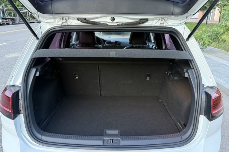 Used Volkswagen Golf GTI 2016 2.0 TSI GTI Trunk