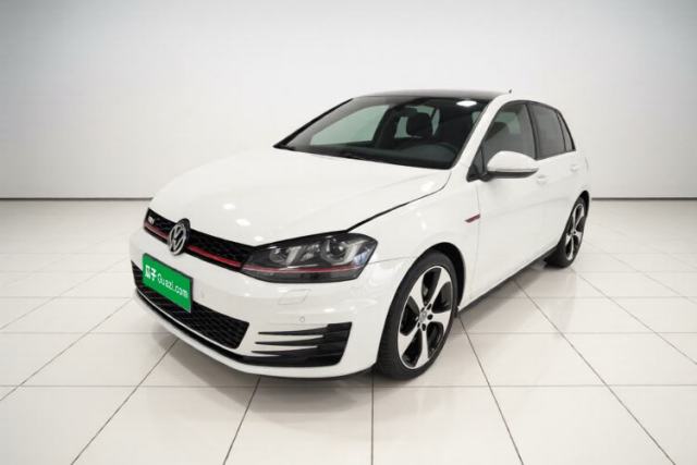 Ojetý Volkswagen Golf GTI 2016 2.0 TSI GTI