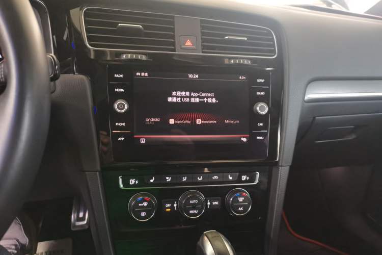 Used Volkswagen Golf GTI 2018 2.0 TSI GTI Audio And AC Panel