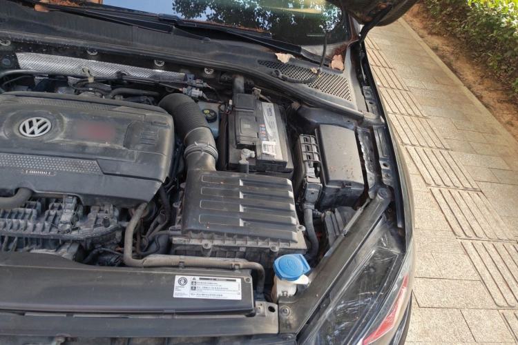 Used Volkswagen Golf GTI 2018 2.0 TSI GTI Engine Bay Left