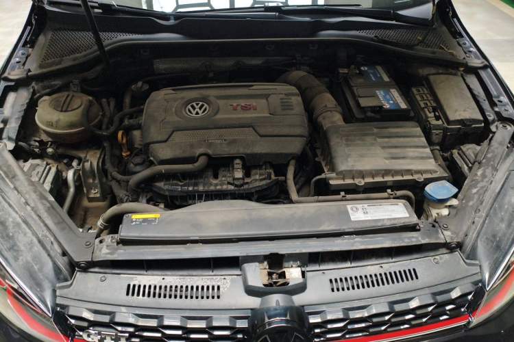 Used Volkswagen Golf GTI 2018 2.0 TSI GTI Engine Bay
