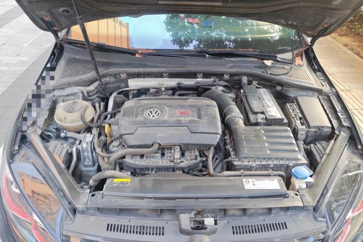 Used Volkswagen Golf GTI 2018 2.0 TSI GTI Engine Bay