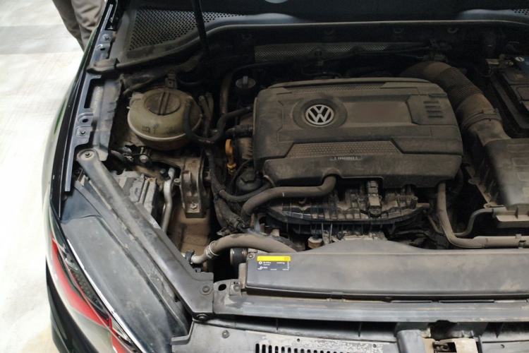 Used Volkswagen Golf GTI 2018 2.0 TSI GTI Engine Bay Right
