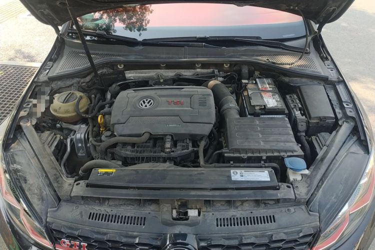 Used Volkswagen Golf GTI 2018 2.0 TSI GTI Engine Bay