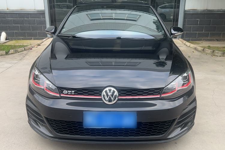 Used Volkswagen Golf GTI 2018 2.0 TSI GTI Exterior 2