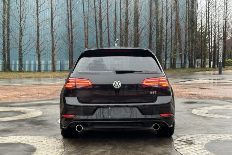 Used Volkswagen Golf GTI 2018 2.0 TSI GTI Exterior 4