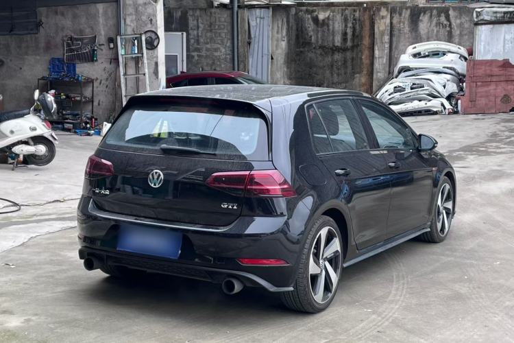 Used Volkswagen Golf GTI 2018 2.0 TSI GTI Exterior 4