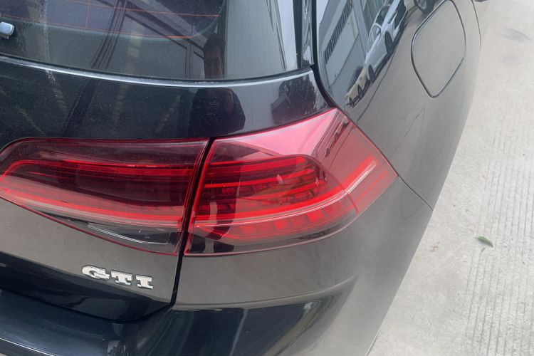 Used Volkswagen Golf GTI 2018 2.0 TSI GTI Exterior 5