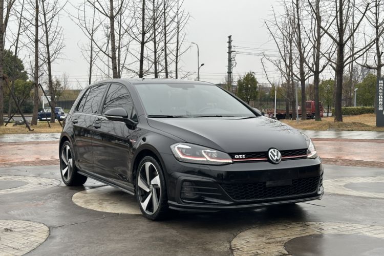 Used Volkswagen Golf GTI 2018 2.0 TSI GTI Exterior 6