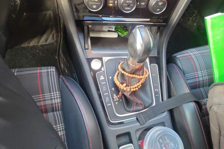 Used Volkswagen Golf GTI 2018 2.0 TSI GTI Gear Lever
