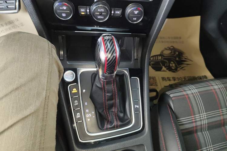 Used Volkswagen Golf GTI 2018 2.0 TSI GTI Gear Lever