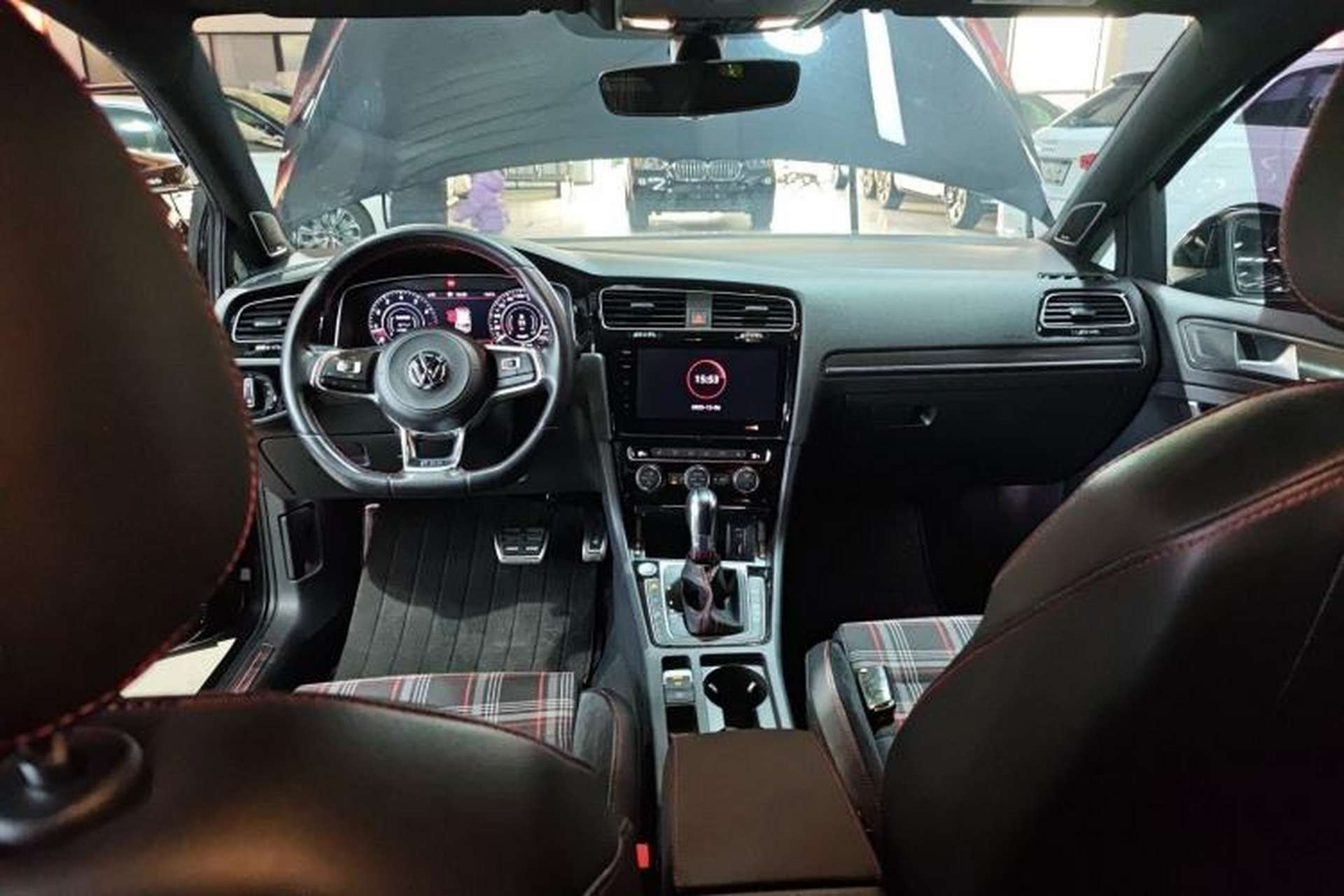 Used Volkswagen Golf GTI 2018 2.0 TSI GTI Interior 2