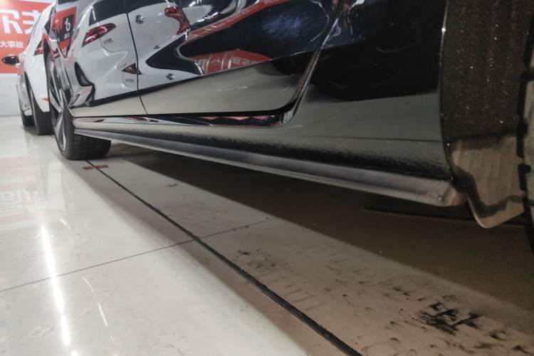 Used Volkswagen Golf GTI 2018 2.0 TSI GTI Left Side Sill