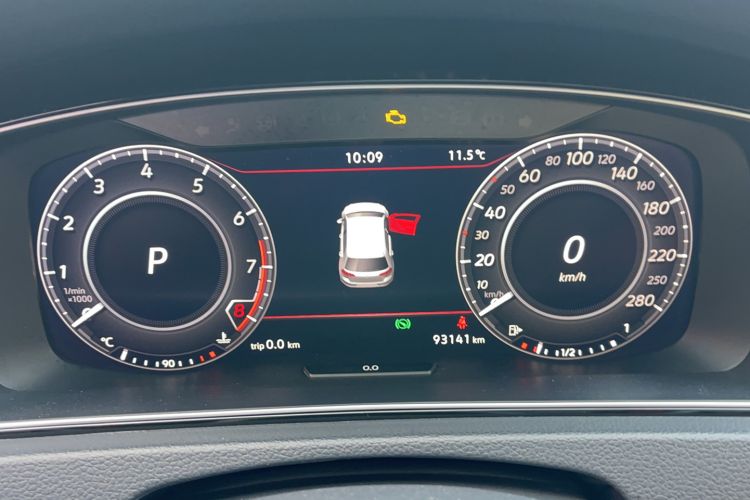 Used Volkswagen Golf GTI 2018 2.0 TSI GTI Odometer Close Up