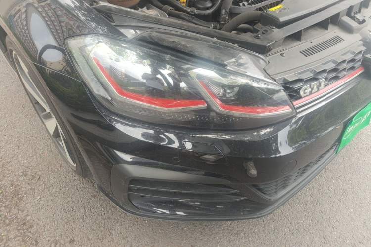 Used Volkswagen Golf GTI 2018 2.0 TSI GTI Right Front Headlight
