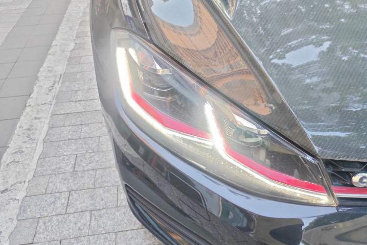 Used Volkswagen Golf GTI 2018 2.0 TSI GTI Right Front Headlight