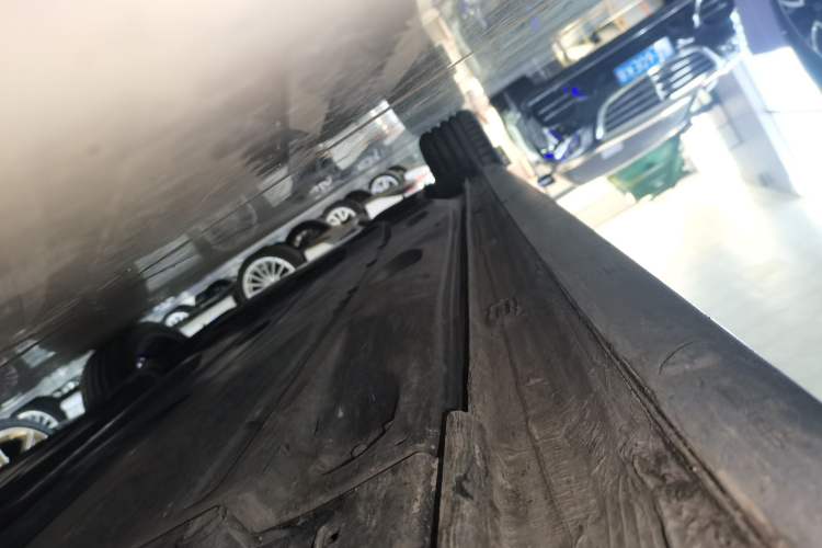 Used Volkswagen Golf GTI 2018 2.0 TSI GTI Right Side Sill