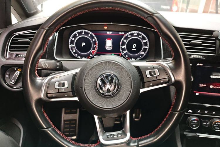 Used Volkswagen Golf GTI 2018 2.0 TSI GTI Steering Wheel
