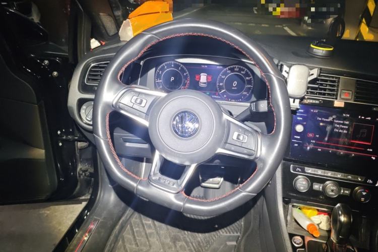 Used Volkswagen Golf GTI 2018 2.0 TSI GTI Steering Wheel