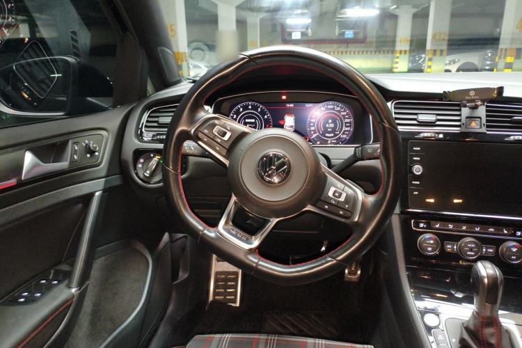 Used Volkswagen Golf GTI 2018 2.0 TSI GTI Steering Wheel