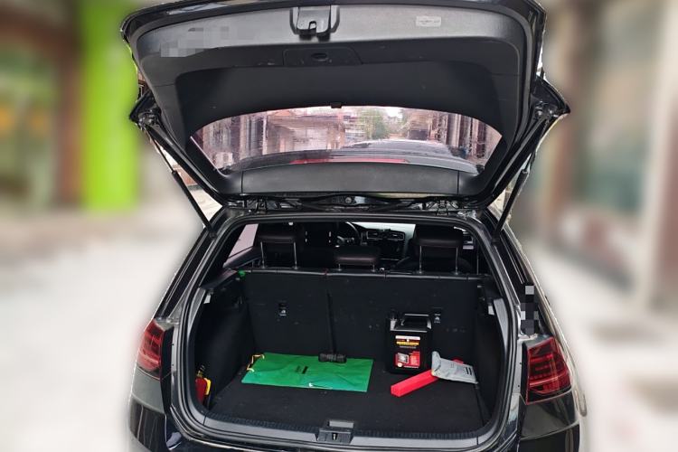 Used Volkswagen Golf GTI 2018 2.0 TSI GTI Trunk