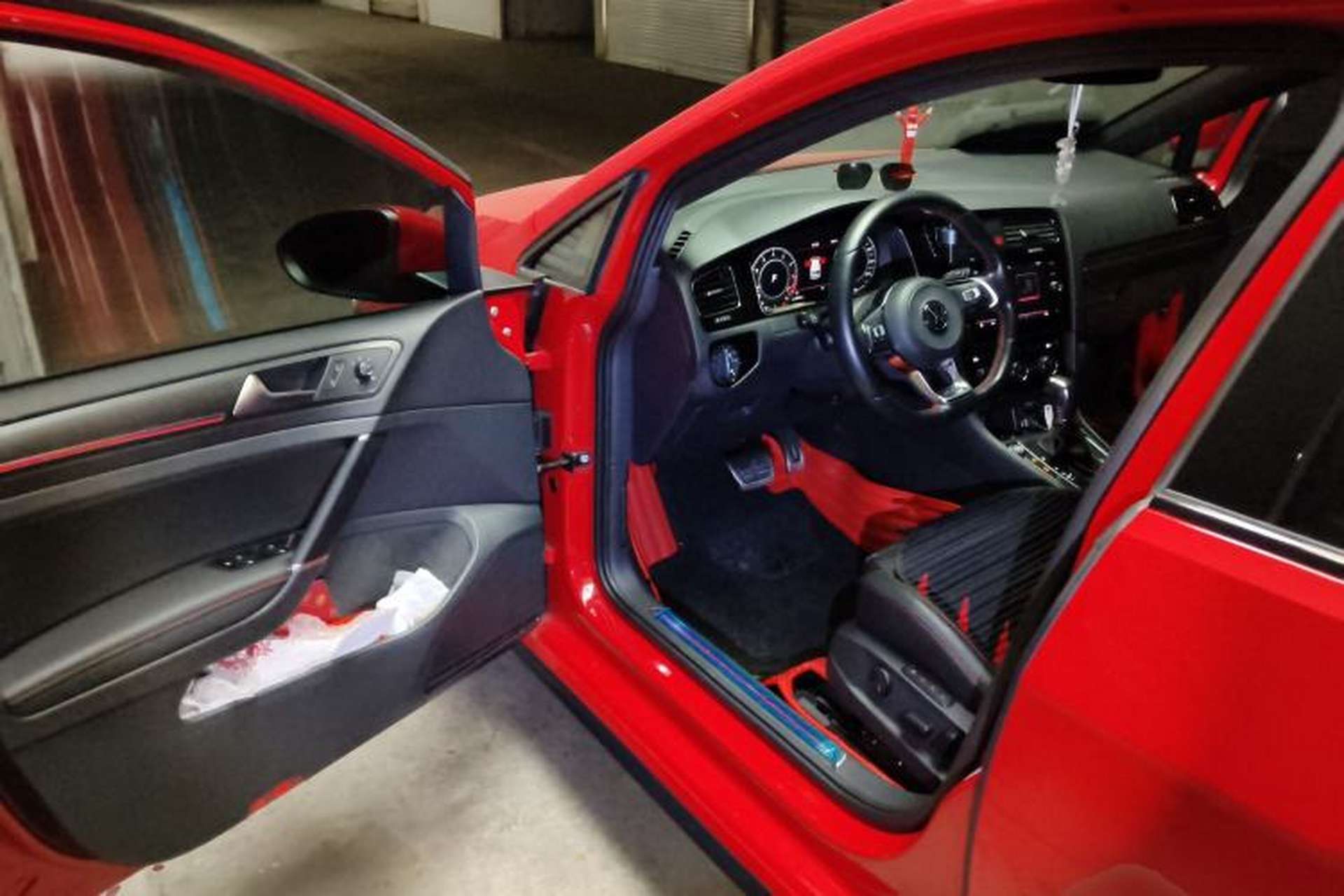 Used Volkswagen Golf GTI 2018 2.0 TSI GTI Driver Seat