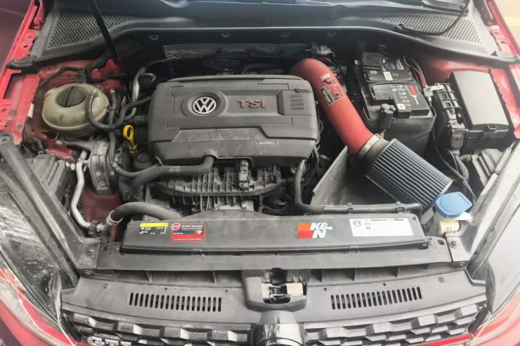 Used Volkswagen Golf GTI 2018 2.0 TSI GTI Engine Bay