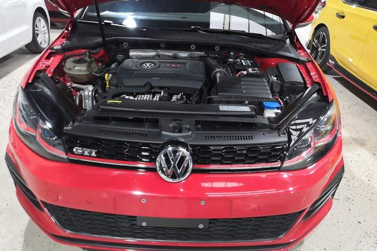 Used Volkswagen Golf GTI 2018 2.0 TSI GTI Engine Bay