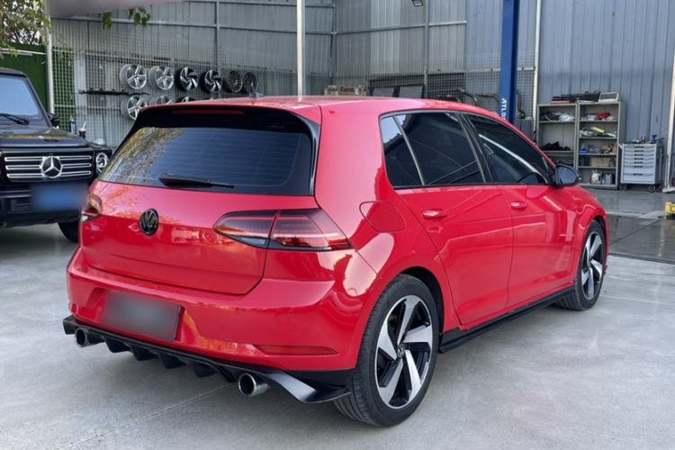 Used Volkswagen Golf GTI 2018 2.0 TSI GTI Exterior 5