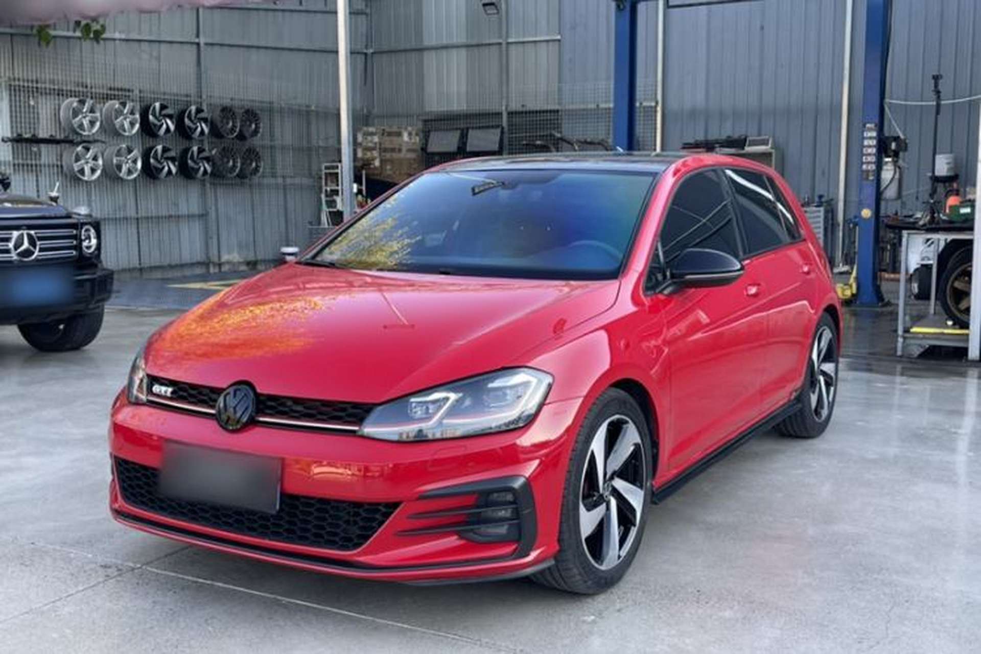 Used Volkswagen Golf GTI 2018 2.0 TSI GTI Front Left 45 Deg