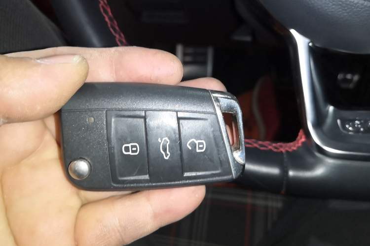 Used Volkswagen Golf GTI 2018 2.0 TSI GTI Interior 1