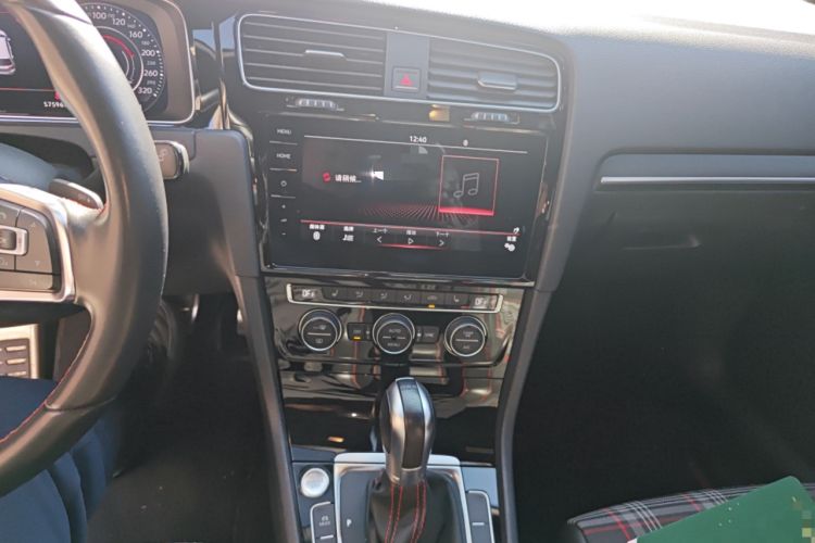 Used Volkswagen Golf GTI 2018 2.0 TSI GTI Audio And AC Panel