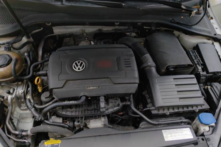 Used Volkswagen Golf GTI 2018 2.0 TSI GTI Engine Bay