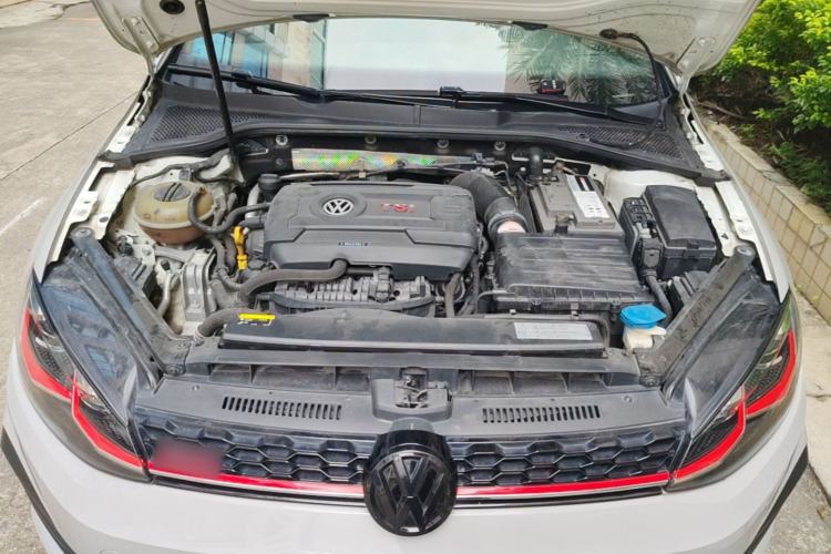 Used Volkswagen Golf GTI 2018 2.0 TSI GTI Engine Bay